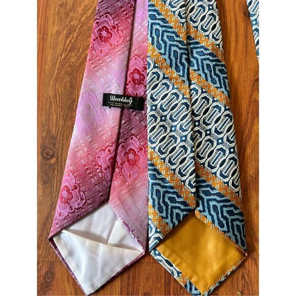 2 vintage 1970's ties wide printed pink green - Picture 2 of 5